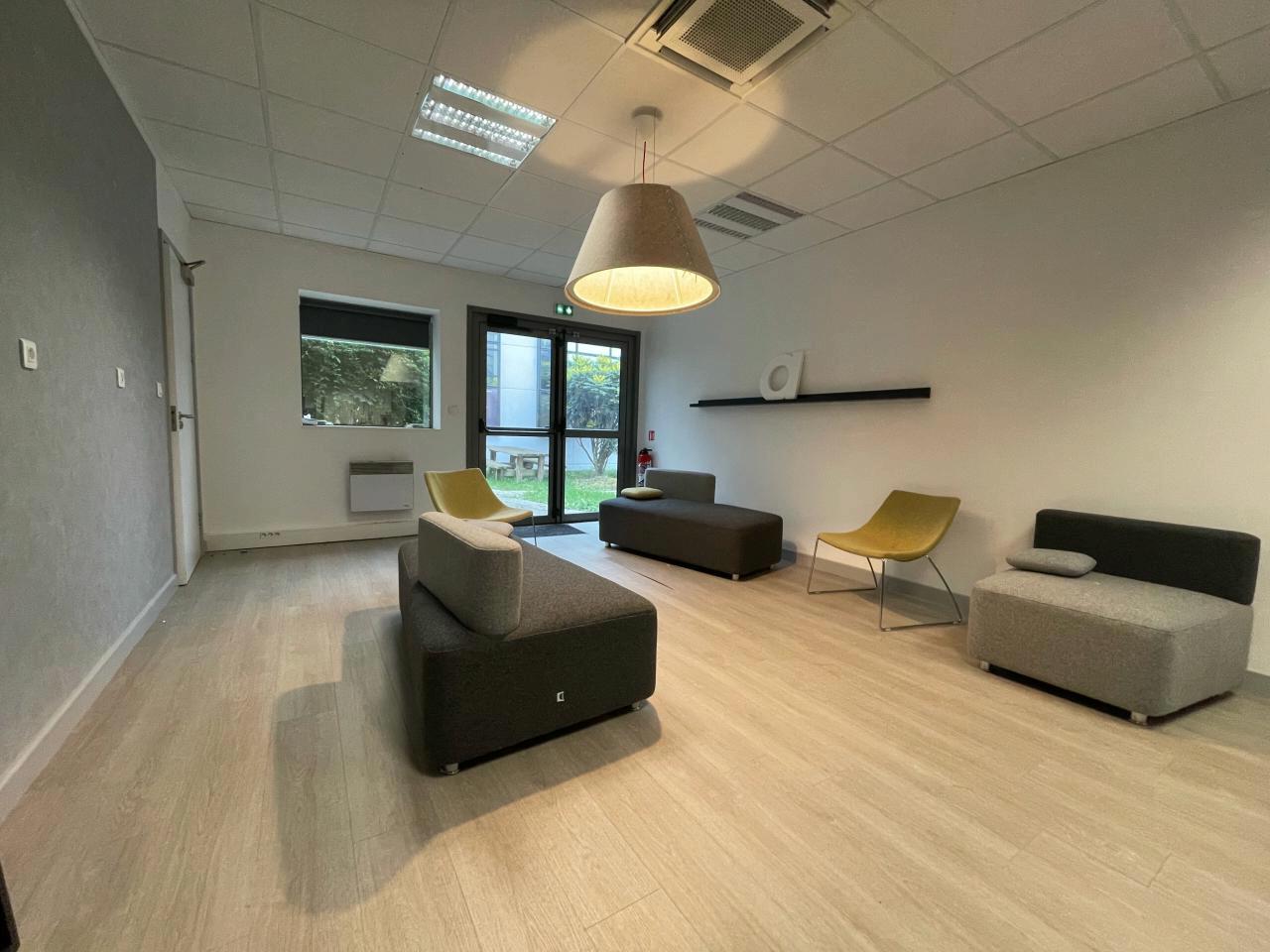 Bureau Villeneuve-d'Ascq 776m² Location bureau Villeneuve-d'Ascq Nord OLBUR2530557 7